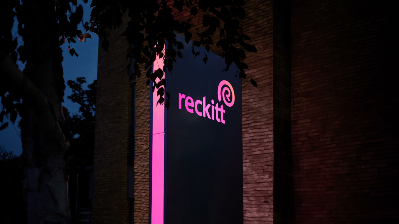 Reckitt monolith