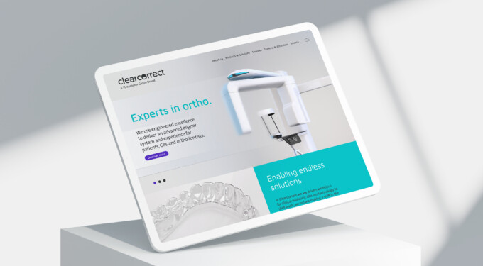 ClearCorrect tablet visual